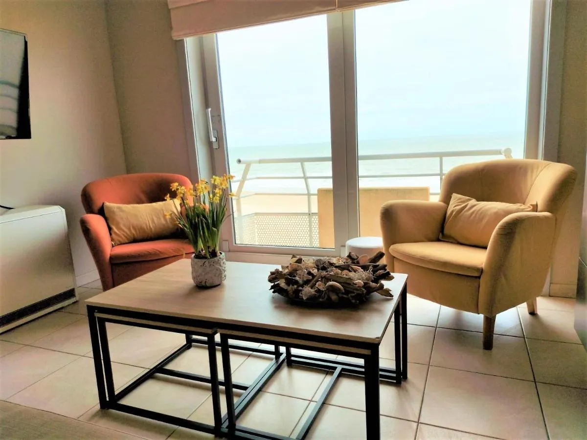 Appartement Met Zeezicht En Verwarmd Zwembad Ostende 0*,  Belgie